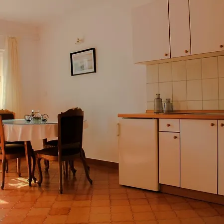 Appartamento Pino Makarska