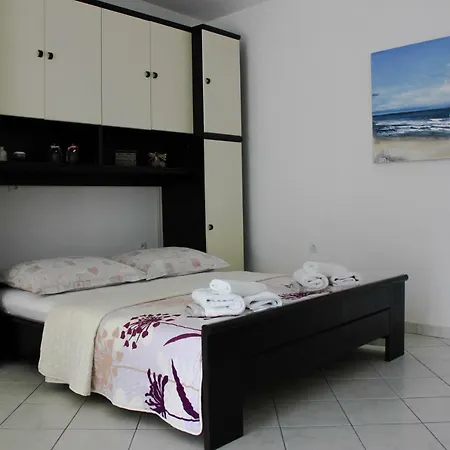 Appartamento Pino Makarska