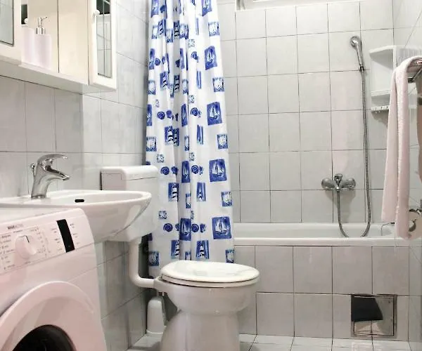 Apartment Pino Makarska