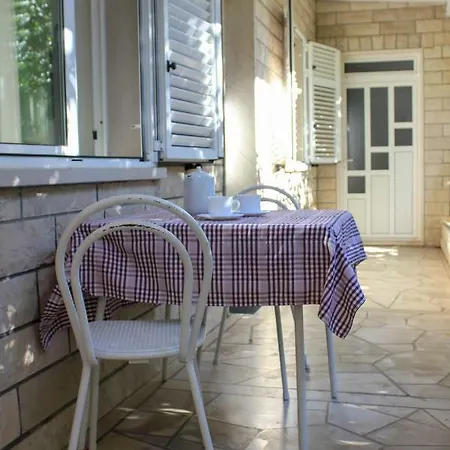 Apartamento Pino Makarska
